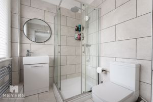 En-Suite- click for photo gallery